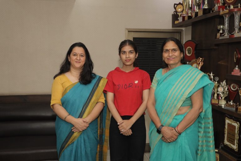 Students of PCM SD Ace at GNDU in MSc Fashion Designing and Merchandising Semester III – Prem Chand Markanda S.D. College for Women